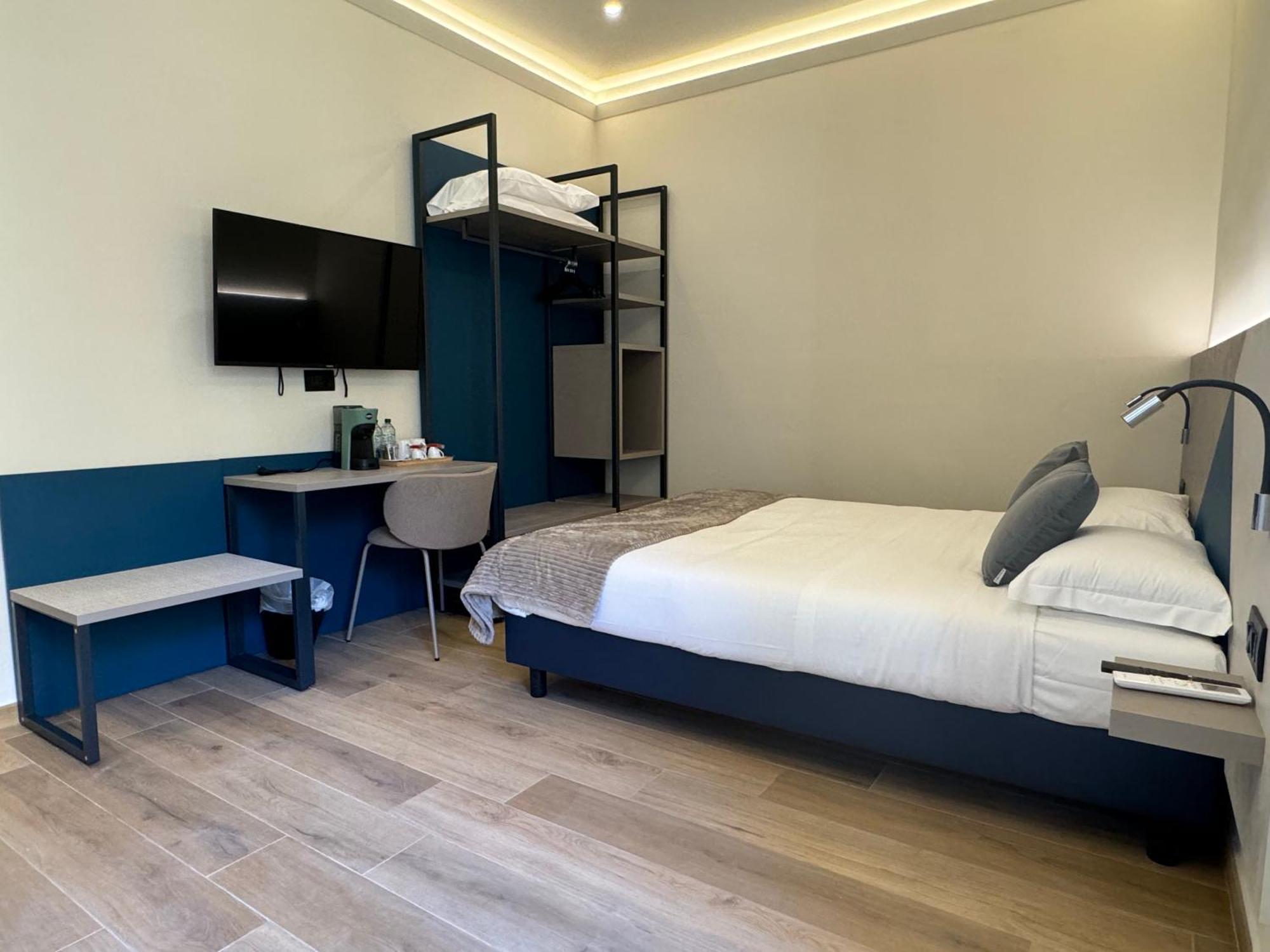 Honeycomb Guesthouse Rome Bagian luar foto