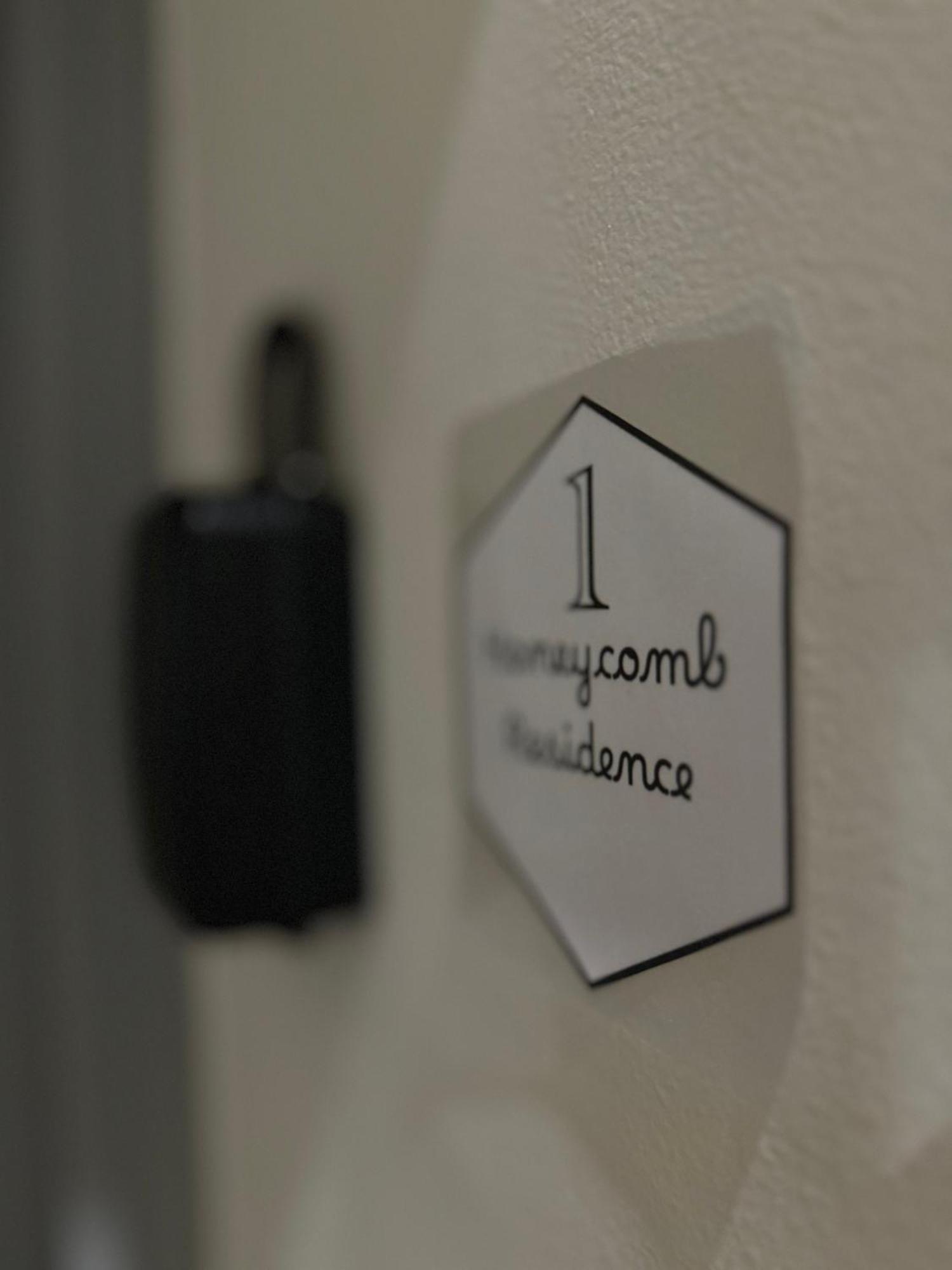Honeycomb Guesthouse Rome Bagian luar foto