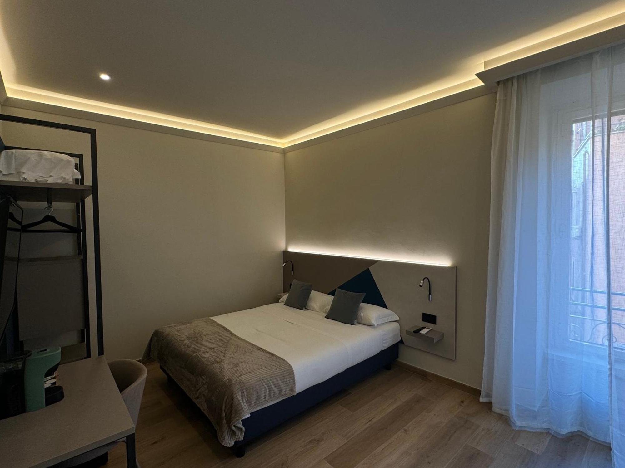 Honeycomb Guesthouse Rome Bagian luar foto