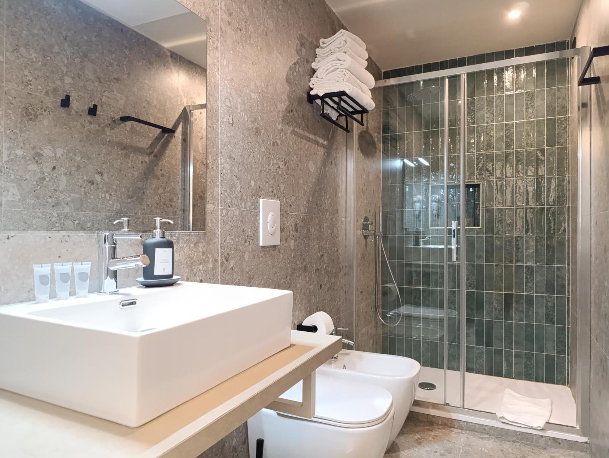 Honeycomb Guesthouse Rome Bagian luar foto