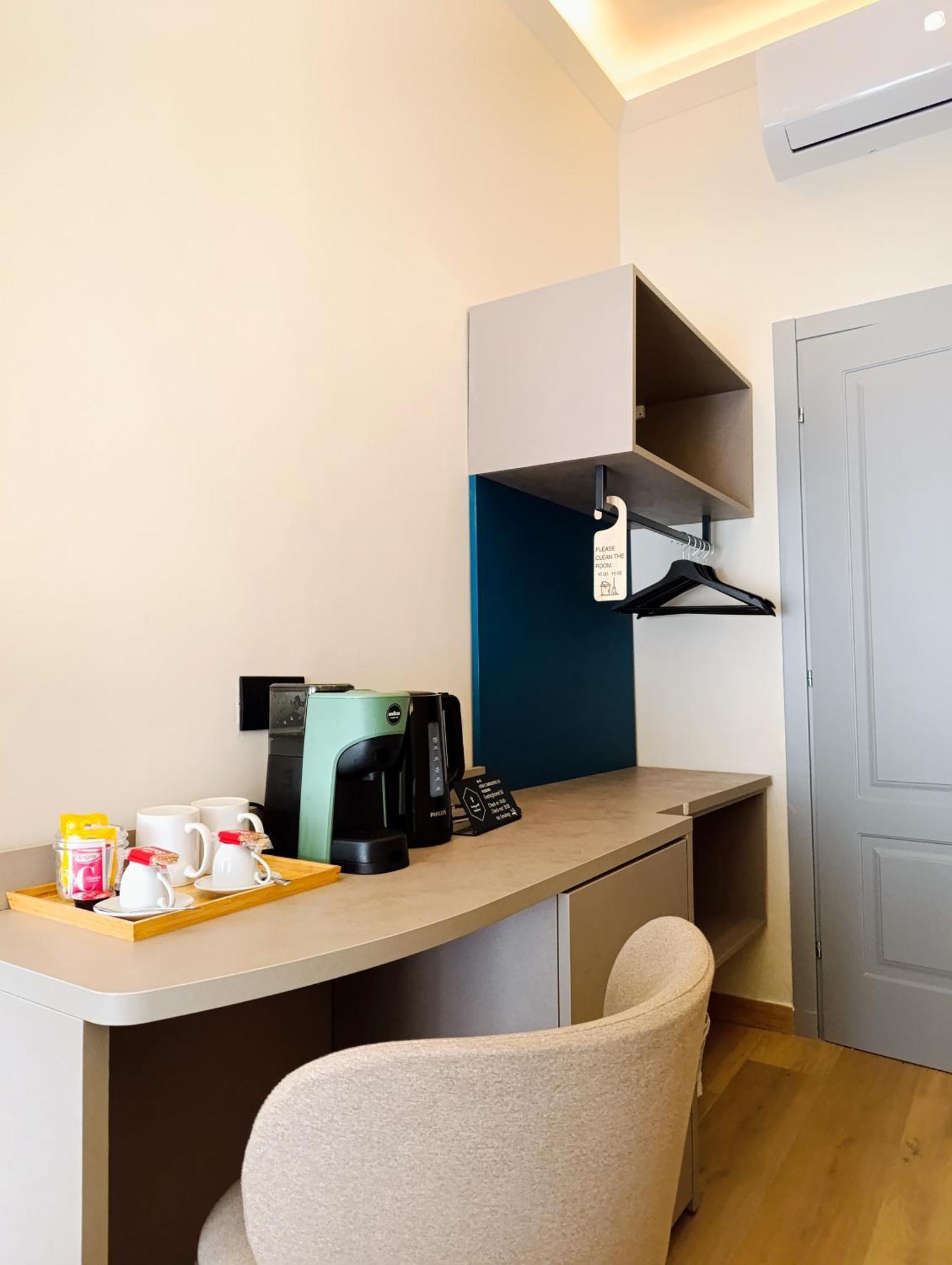 Honeycomb Guesthouse Rome Bagian luar foto